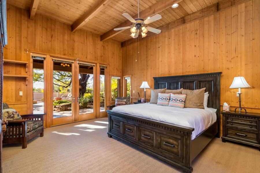 The Cabin Casita's Bedroom